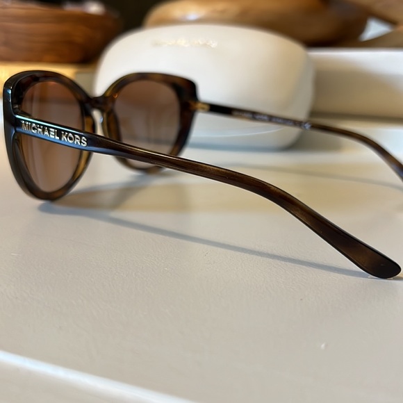 Michael Kors Sunglasses - Picture 3 of 4